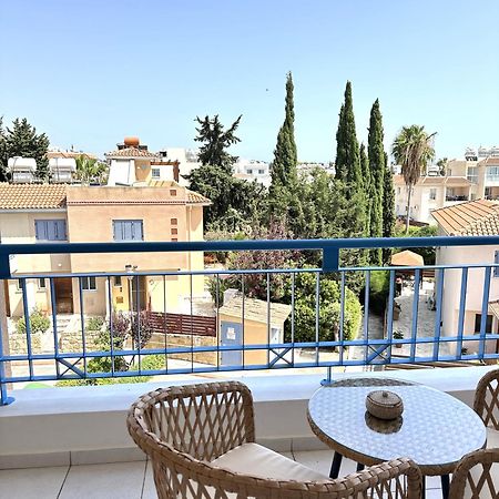 H&O Golden Sun Suite Paphos Ngoại thất bức ảnh