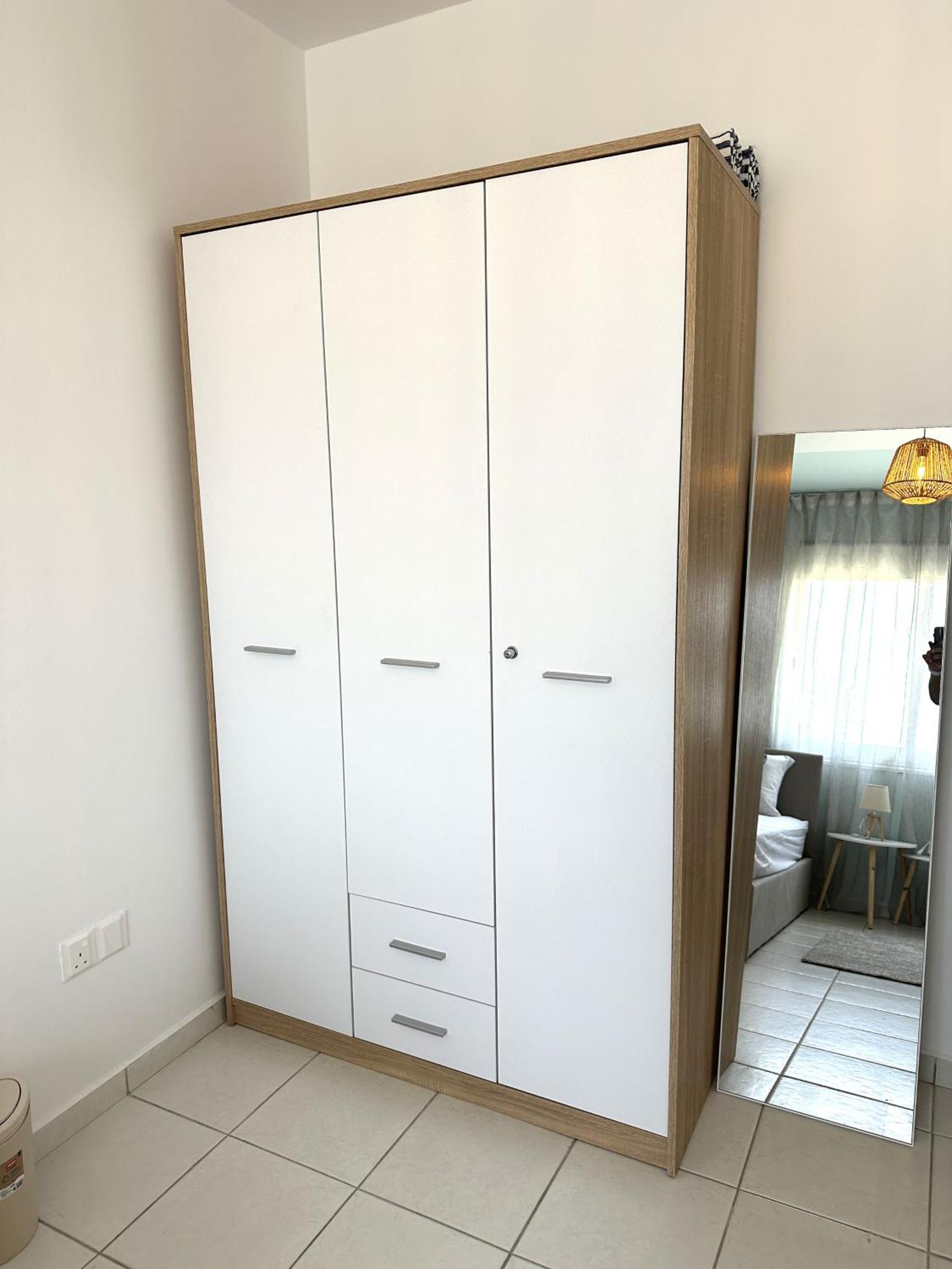 H&O Golden Sun Suite Paphos Ngoại thất bức ảnh